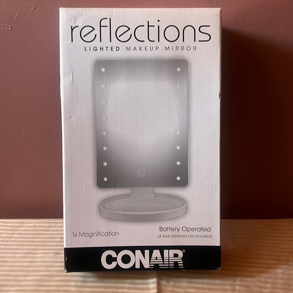 ConAir Reflections lighted Makeup Mirror